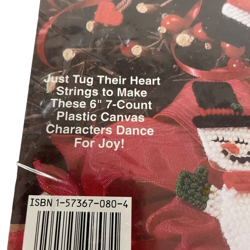 Needlecraft Shop Christmas Trimmings Little‎ Wigglers Plastic Canvas Kit